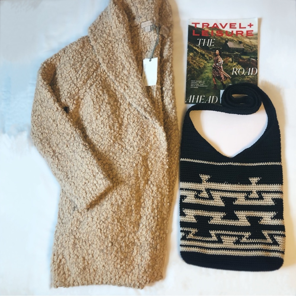 ❌SOLD❌ ☁️ BAREFOOT DREAMS BOUCLE SHAWL CARDIGAN☁️